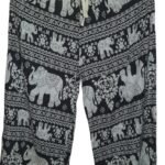 L'emblématique sarouel motif éléphant est le pantalon le plus confortable que vous n’aurez jamais porté ! Léger et très agréable, ce sarouel convient parfaitement pour les hommes et pour les femmes. Disponible en taille unique, il s'adapte à toutes les morphologies, grâce à sa matière élastique (viscose), et est disponible en 3 couleurs différentes.