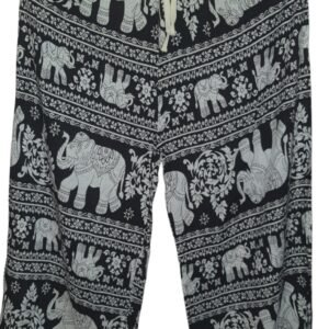 L'emblématique sarouel motif éléphant est le pantalon le plus confortable que vous n’aurez jamais porté ! Léger et très agréable, ce sarouel convient parfaitement pour les hommes et pour les femmes. Disponible en taille unique, il s'adapte à toutes les morphologies, grâce à sa matière élastique (viscose), et est disponible en 3 couleurs différentes.